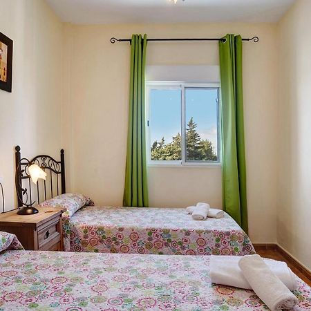 Apartamento El Ancla 2 - solo familias Conil De La Frontera Exterior foto
